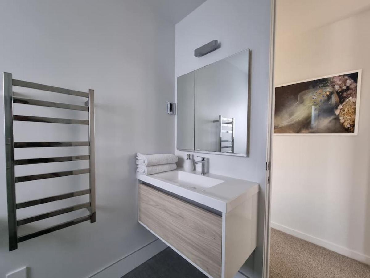Fabulous Castor Bay 1 Bedroom With Views And Skytv Окленд Екстер'єр фото